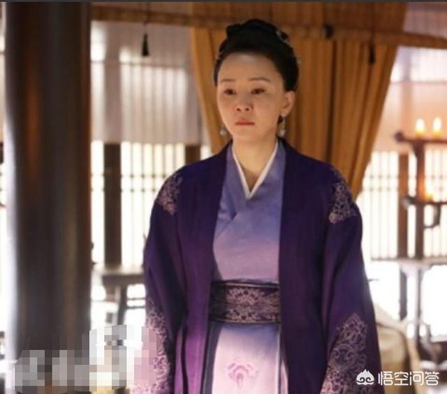 火烧祠堂里的灵异事件:《知否》：小秦氏火烧祠堂，为何最后一刻顾廷烨仍动情叫她母亲？