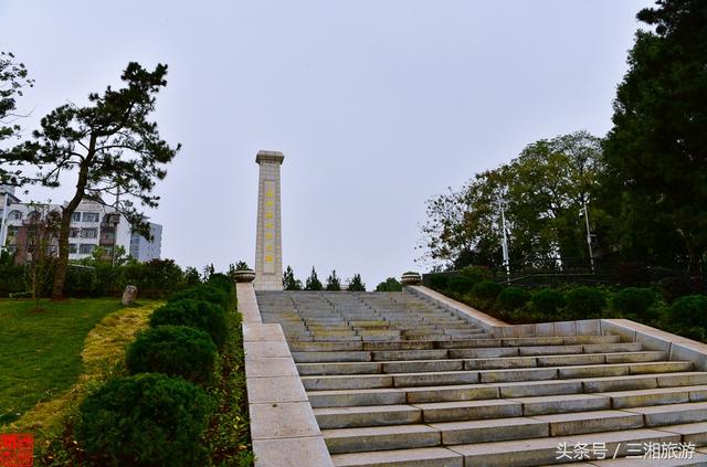 龍山寺,雄踞鬧市的千年古寺