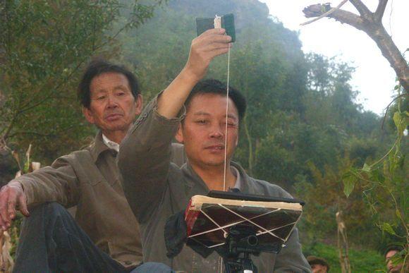 墓地葬山顶好还是山腰好,你见过哪些独特的下葬方式？