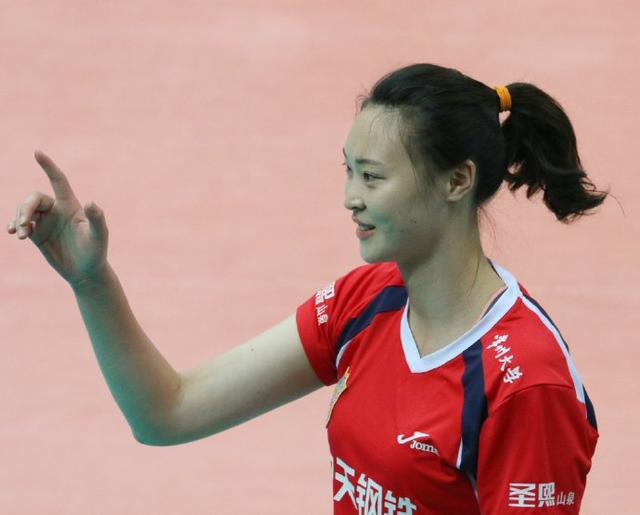 曾春蕾老公是谁:惠若琪和曾春蕾，谁更能代表中国女排的颜值水平？