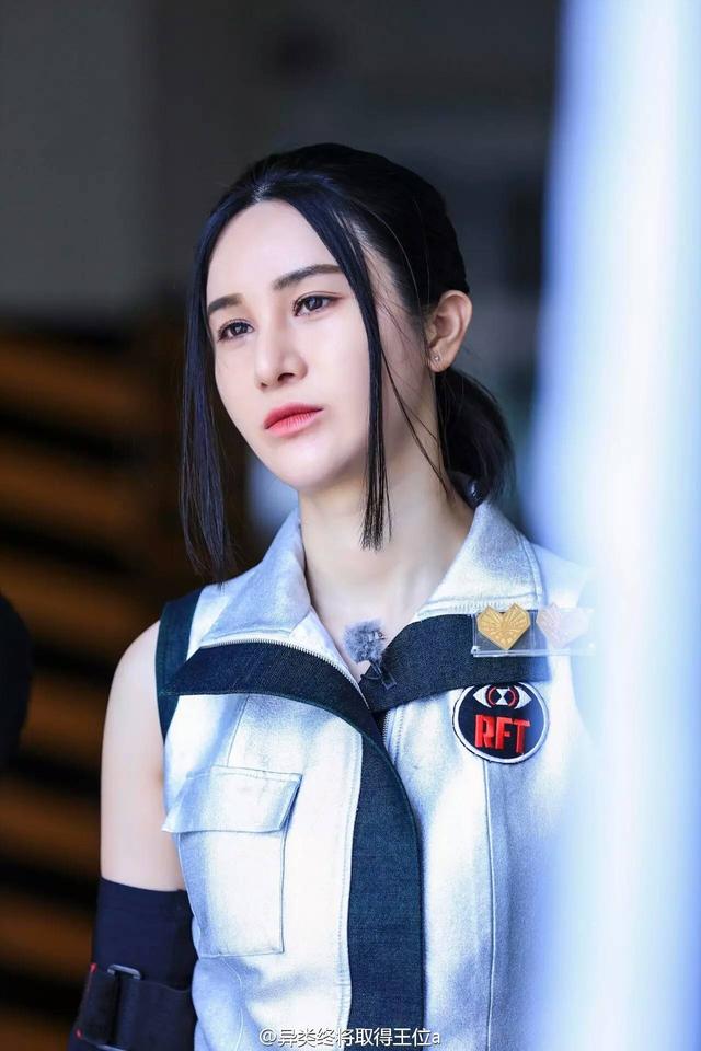 孙菲菲整容失败:女神整容成网红，或者整容失败的女星有哪些