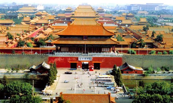 冯玉祥后人:皇帝的后代如果现在去故宫，用不用买门票？