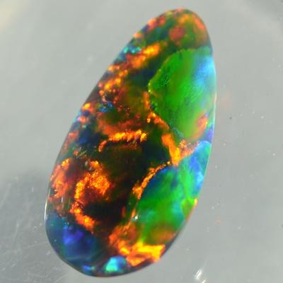 纯天然欧泊石价格,大家就那么嫌弃水欧泊吗？