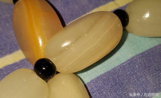 和田玉是什么玉,如何区分阿富汗玉和和田玉？