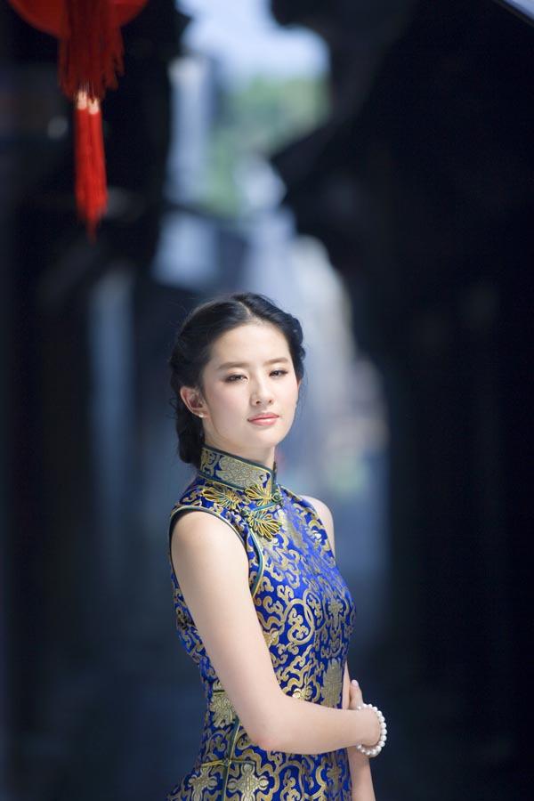 陈好相片:哪些明星明明很好看，但是红毯照的“辣眼睛”造型却让你过目不忘