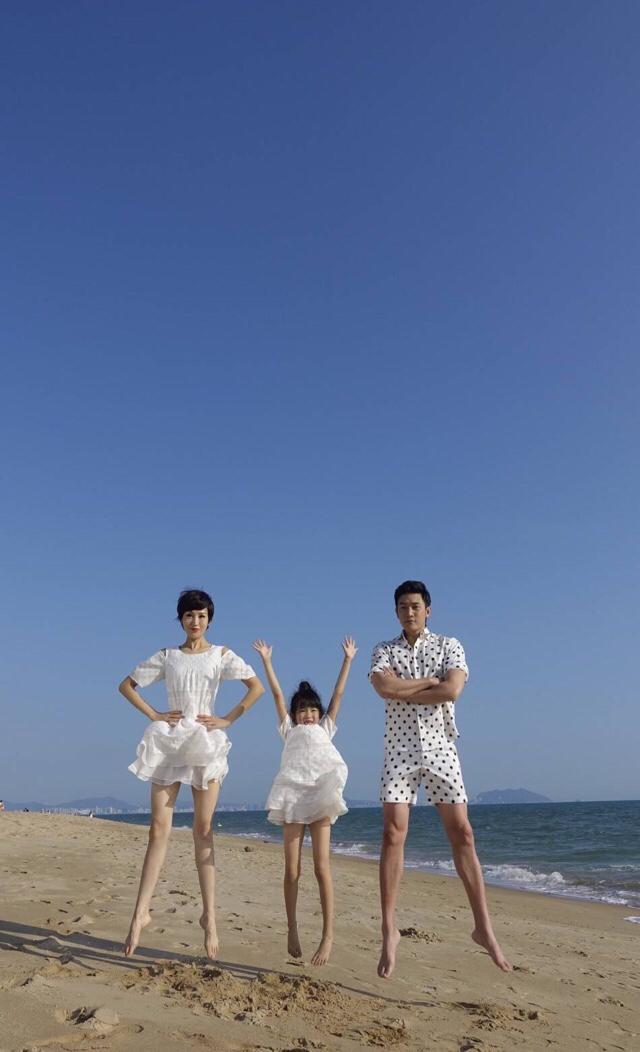 陈丹婷杨幂对比照:演员中你们觉得谁的腿最好看？