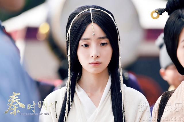 胡冰卿的老公:如何看待张铭恩和胡冰卿恋情？