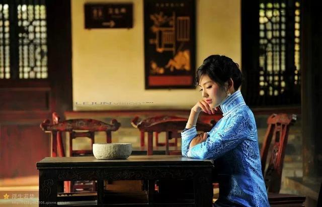 陈好相片:哪些明星明明很好看，但是红毯照的“辣眼睛”造型却让你过目不忘