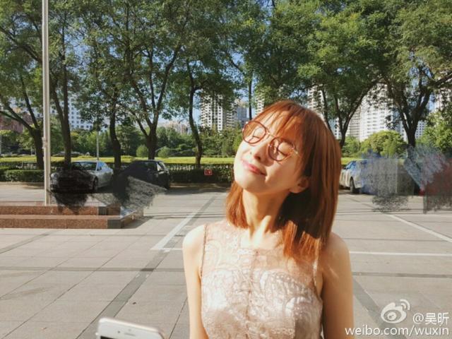 吴昕是怎么变潮的？