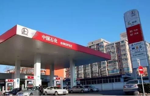 十堰竹山加油站灵异事件:为什么汽车油箱加满之后，我感觉车的动力好像变强大了？