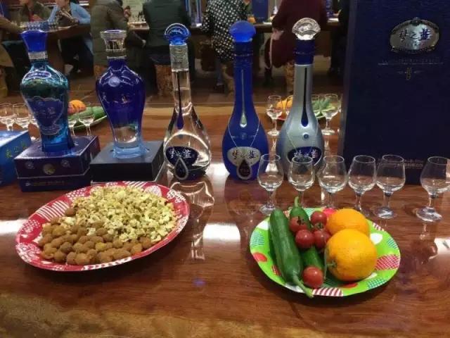 每次聚会喝酒时,你都有哪些祝酒词？