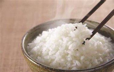 电饭煲怎么使用去蒸米饭比较好吃？