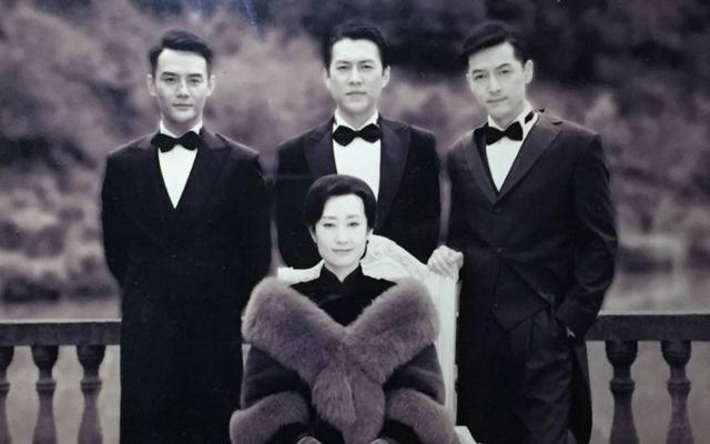 靳东王凯胡歌3人的脑残粉为什么总要搞出那么多事呢？