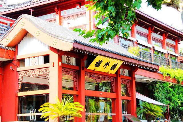 杭州网红酒店推荐，杭州哪里有什么好吃的饭店？