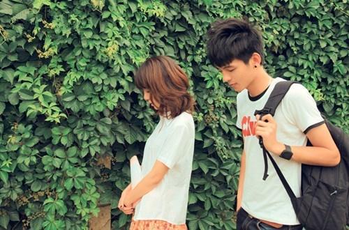 一个女生在什么情况下才会愿意给你看她的照片？