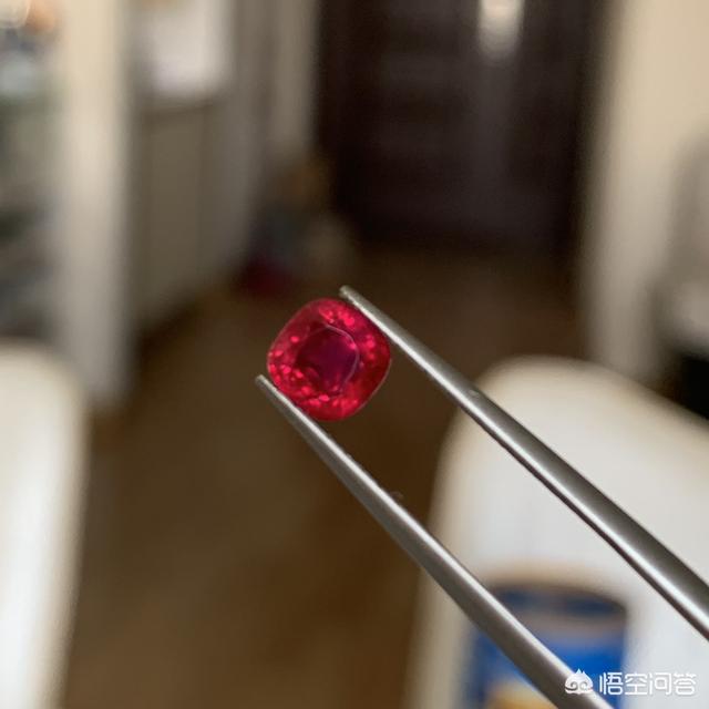 玫红色红宝石级别分类,红宝石的净度和透明度是如何分级的？