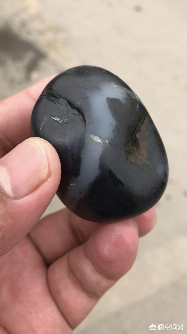 新疆和田玉价格,和田青花现在的市场价格是怎样的？