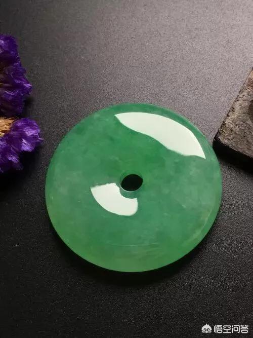 新戴玉会倒霉多久,你喜欢带老玉还是带新玉，为什么？