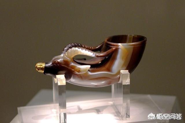 中国方面禁止永久出国巡展的有哪几件藏品,它们有哪些特别的地方？