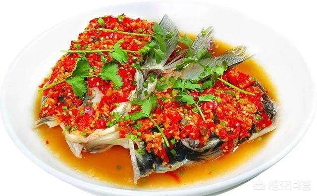 请问湘菜有什么特点,它的地方特色是什么？