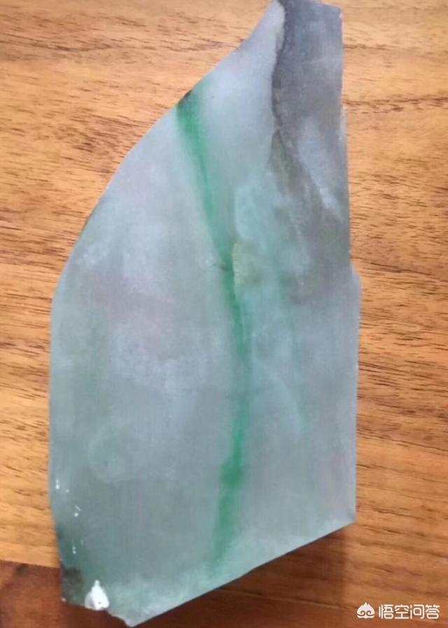 冰种石英石原石图片,冰种翡翠原石是什么样的呢？