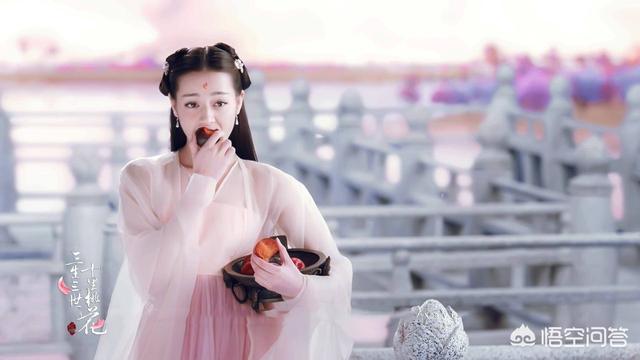 21出道,25岁爆红,迪丽热巴开启的是怎样的人生？