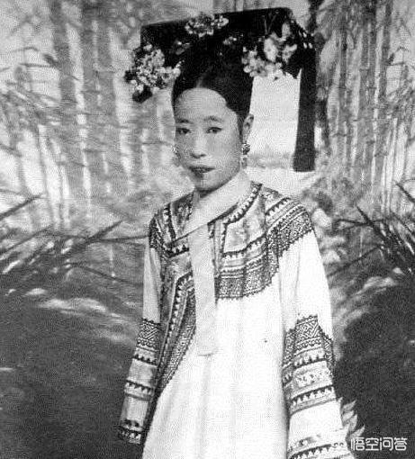 降半旗:十大元帅中，有谁去世后获降半旗殊荣，第一位又是谁？