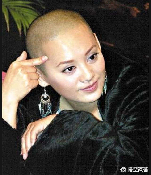 头条问答 - 娱乐圈女明星中,你觉得谁留秃头最性感?(8个回答)