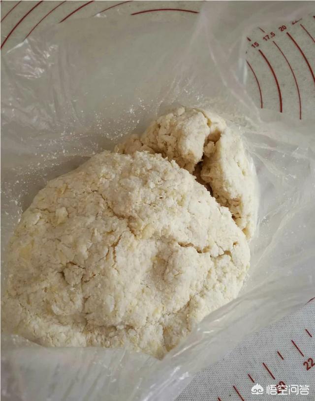 豆渣饼的做法:正宗豆渣饼的做法，豆渣饼怎么做好吃又简单？