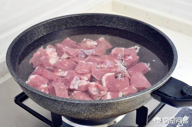 炖牛肉加什么会比较好吃，牛肉加什么一起烧最好吃？
