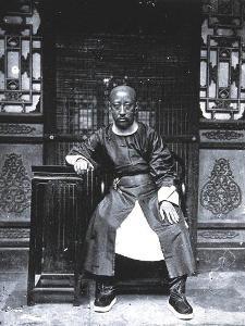 慈禧的儿子怎么死的:同治帝死时慈禧也身染重病：是恭亲王下的毒手
