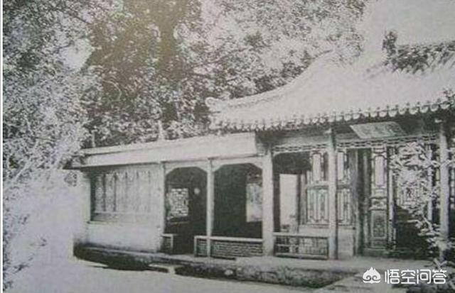1724年建的清宗室右翼宗学堂,曹雪芹曾任“瑟夫”,今安在？出过哪些名人？