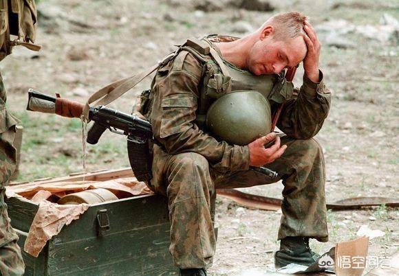 美国人的单兵素质和俄罗斯人的单兵素质哪个强？