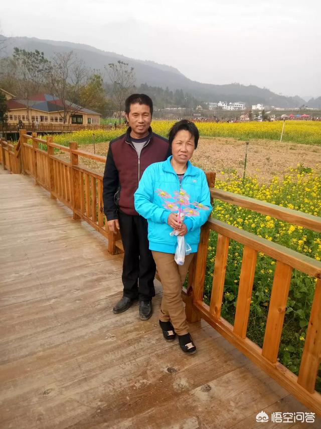 荒蛮生活中老公是谁:带货女王薇娅老公是谁？他俩门当户对吗？