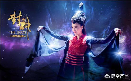 温碧霞与养子合照:问一下大家，当年香港都有哪些好看的电视剧呢？