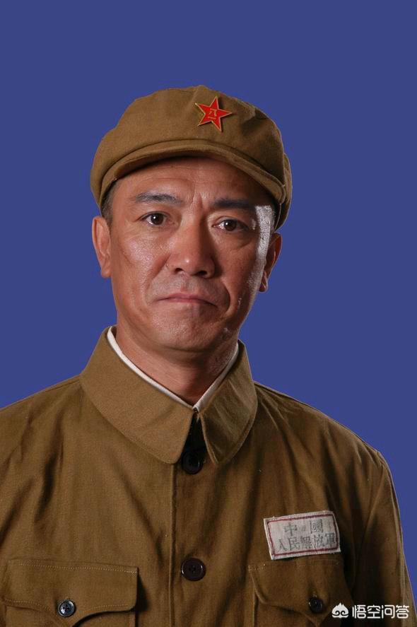 新旧两个版本《亮剑》，哪个更好看？说说理由？