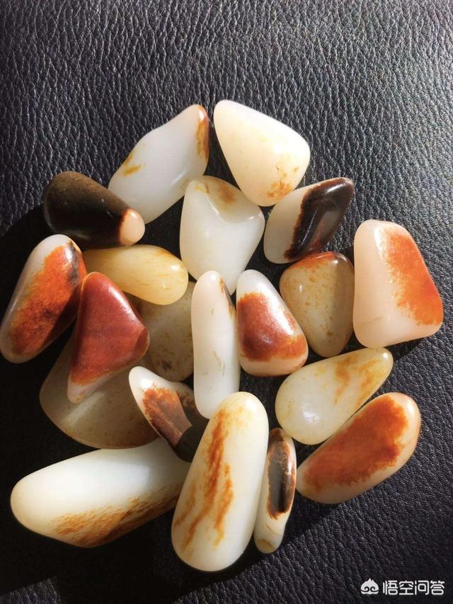 俄罗斯玉与和田玉区别,俄罗斯玉是和田玉吗？有没有收藏价值？