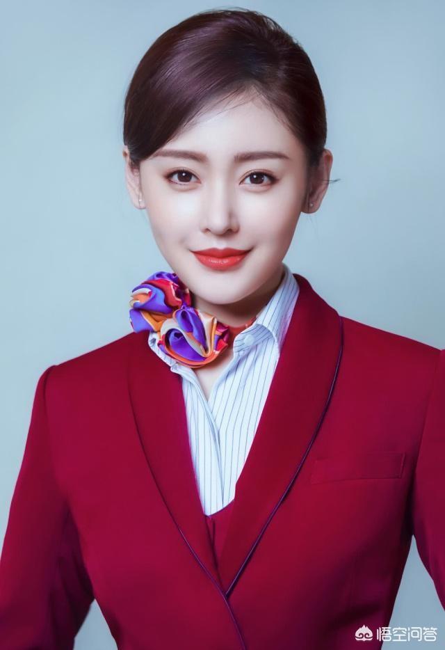 黄圣依的胸:娱乐圈有哪些看上去很高，实际上却很矮的女明星
