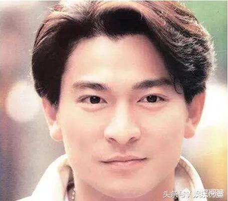 从刘德华,成龙,周润发,周星驰,郭富城中选一个人一起去旅游,你会选谁呢？