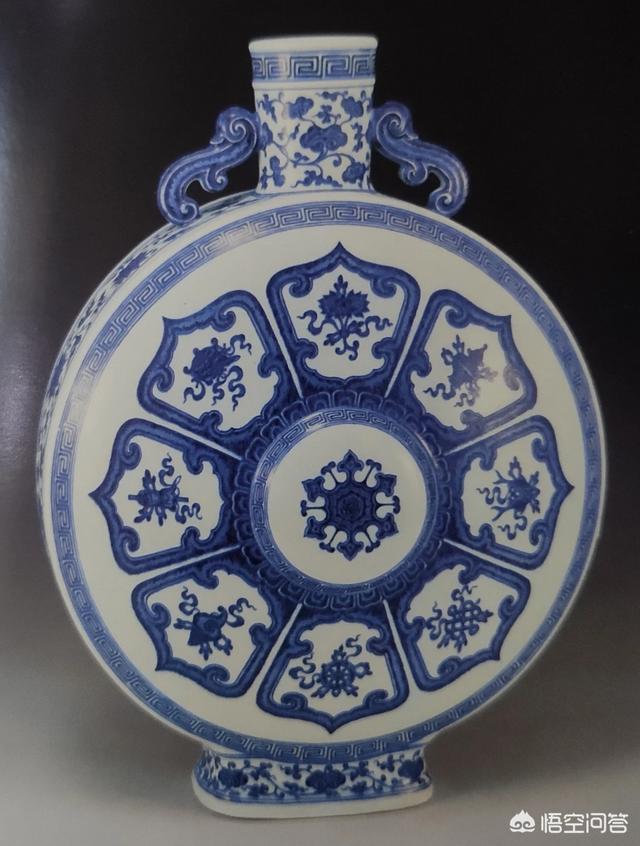 乾隆年制四字底款,乾隆年制鼻烟壶上的方框是什么字？