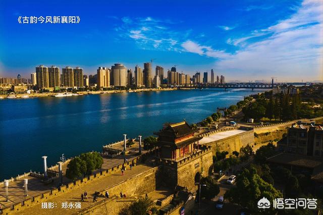 能用一句话介绍一下家乡的美景、美食吗？