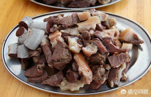 广西玉林狗肉节贵吗:如何看待玉林狗肉节及爱狗人士的做法？