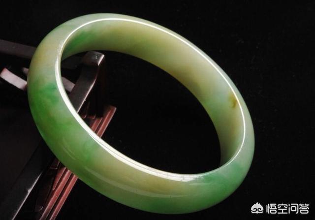 翡翠广告语最吸引人,广告语怎么写比较吸引人？