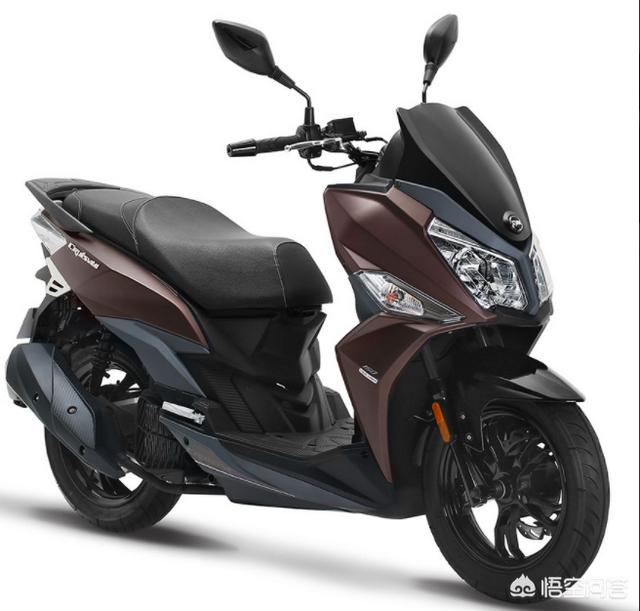 孩子高中请推荐一款两万以内的踏板摩托接送孩子方便不堵车舒适性品控