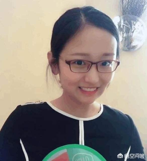 <a href=https://maguai.com/list/107-0-0.html target=_blank class=infotextkey>微商</a>截图王破解版:如何把纸质文档转化为word？