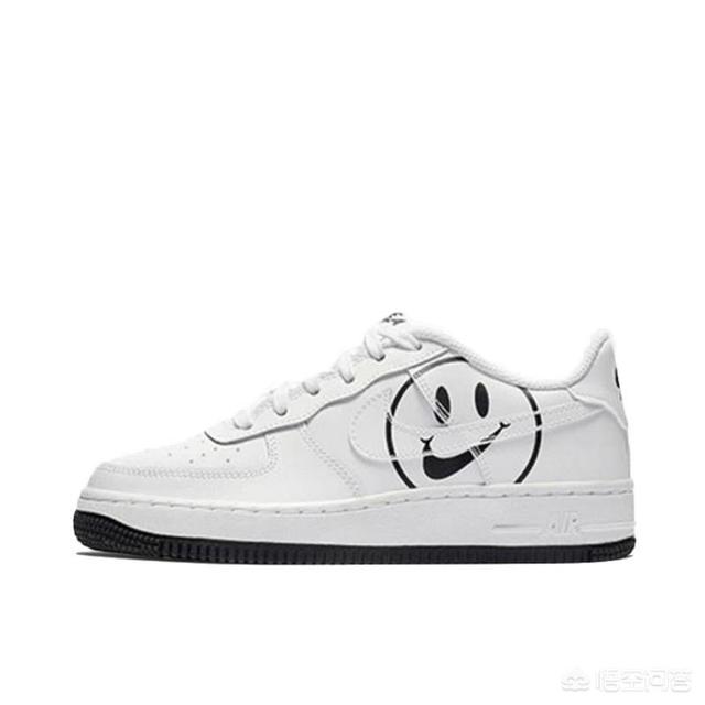 有哪些适合女孩子穿的好看不贵的Nike鞋？