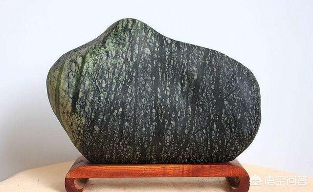玉石的价值体现在哪几方面,您认为天然奇石和玉石之间都有那些区别？