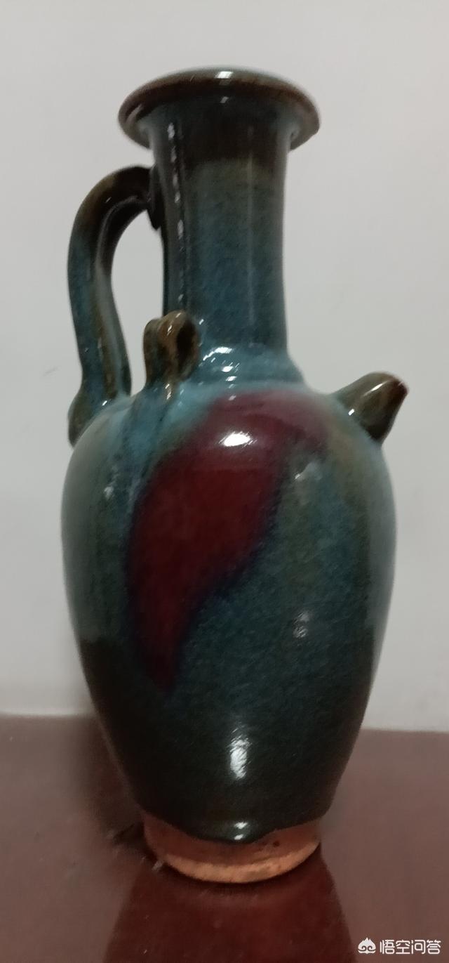 和田玉表面有麻点小坑正常吗,和田玉皮色是如何产生的？