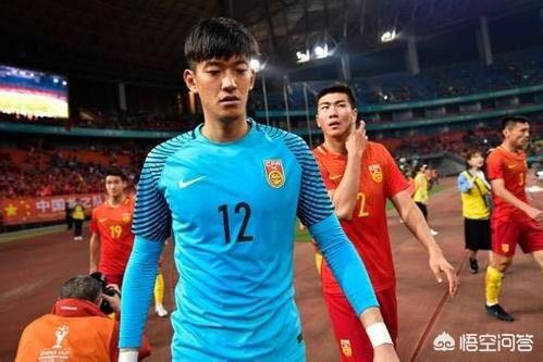 颜骏凌三连扑:你们觉得国足门将曾诚、颜俊凌谁更厉害一点