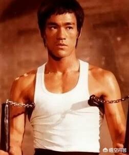 同是影视明星的两人,就全球人气而言,刘德华和李小龙谁更厉害？
